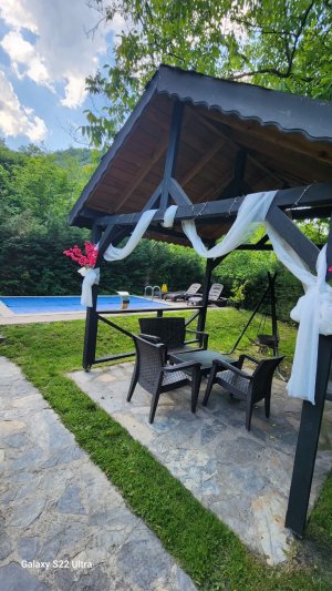SAPANCA ÇAĞLAYAN BUNGALOV -  ISITMALI HAVUZLU JAKUZİLİ BUNGALOV