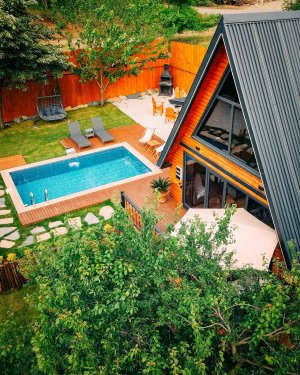 BONS HOUSE