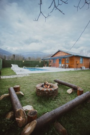 OASİS WOODEN HOUSE