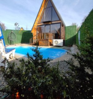 Junu Bungalov [ Love ]