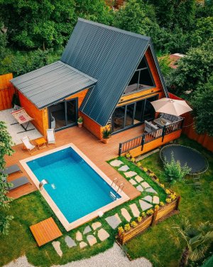 BONS HOUSE