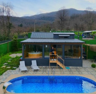 BLUE WHİTE CAMPİNG BUNGALOV