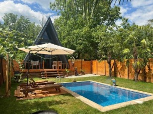 E BLOK BUNGALOV