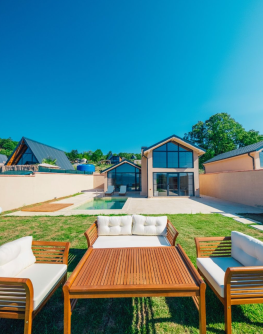MARRAKECH BUNGALOV