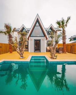 SAPANCA GÖLDİBİ SUİT BUNGALOV
