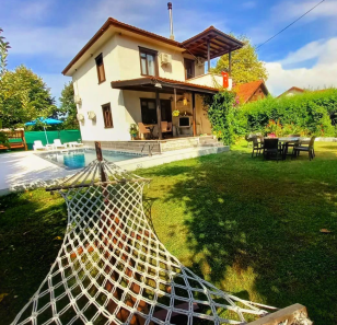 SAPANCA VİLLA İPEKYOL